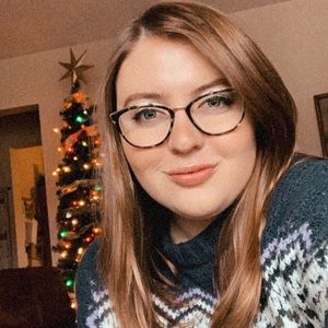 Meet your Posher, Carly